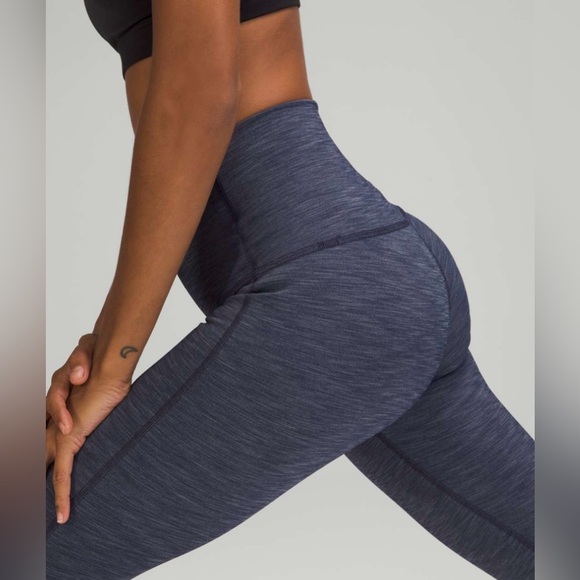 NWOT Lululemon Wunder Under Scalloped Hem High-Rise Crop - Picture 3 of 12